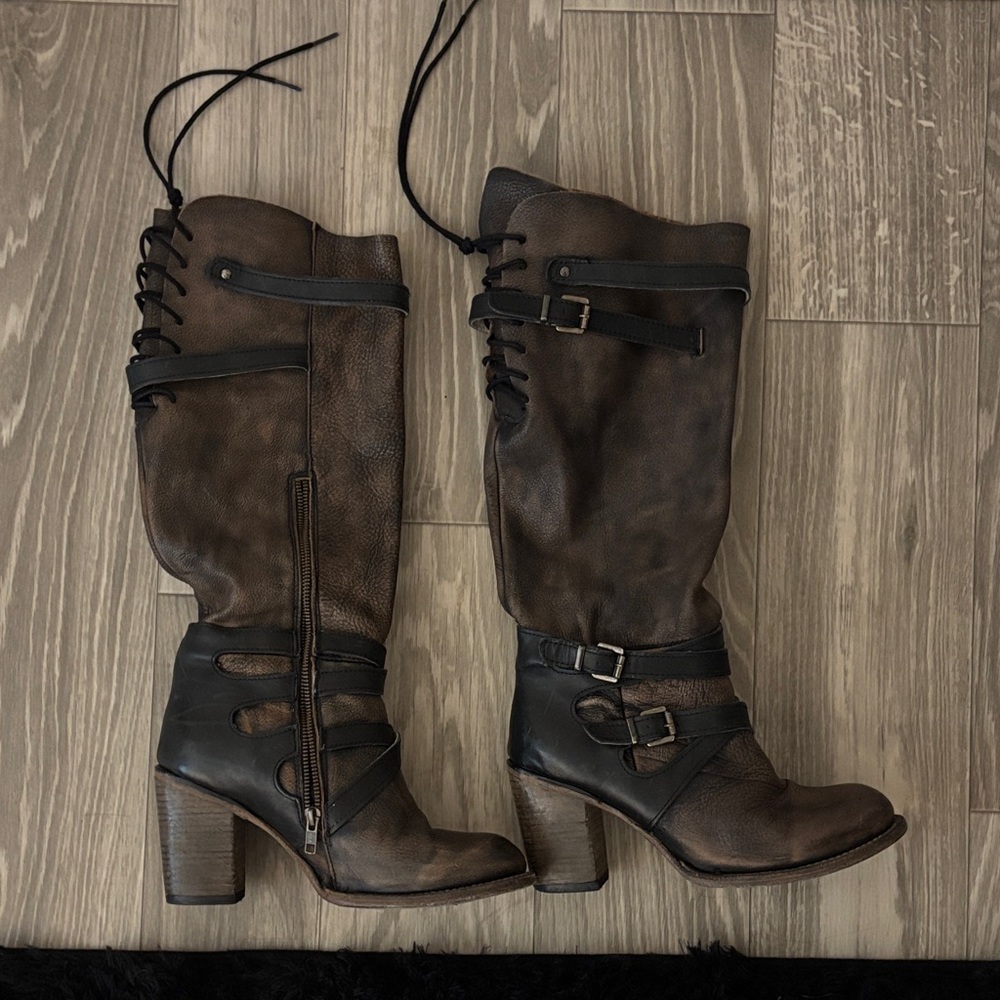 Freebird Berkeley Size 10